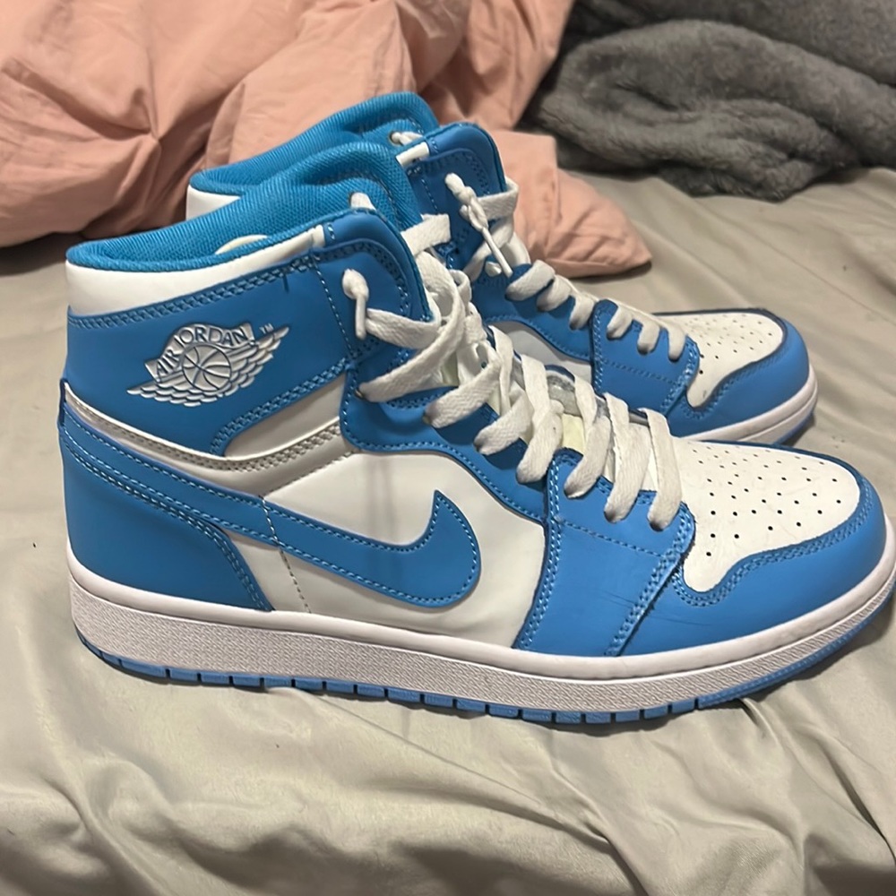 Worn like once, high tops